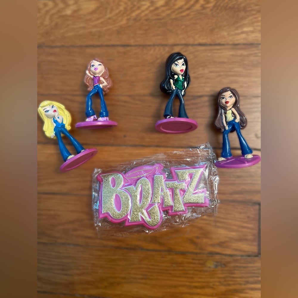 Vintage Bratz Cake Toppers